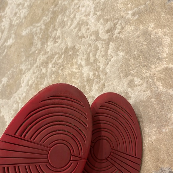 Nike Air Jordan 1 Mid Shoes Gym Red Black Toe White Men's Size 10.5 - Picture 10 of 11